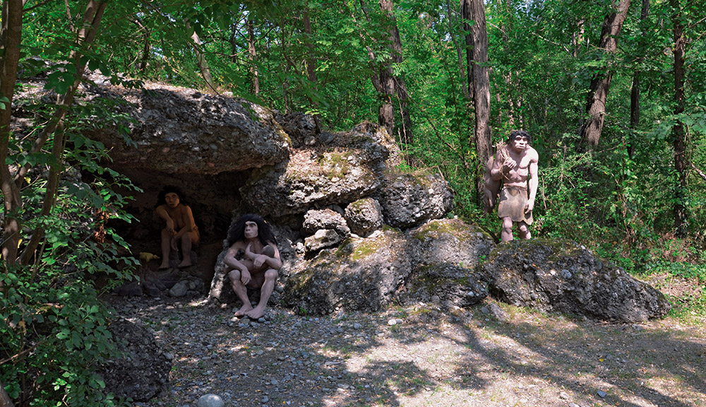 Uomo di Neanderthal - parco della preistoria